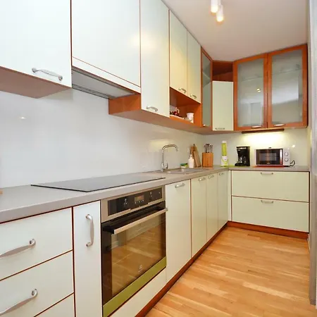 Spacious Premium Lipotica With Oldtown View - Have A Memorable Apartment *