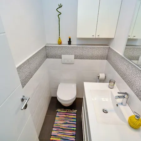 Spacious Premium Lipotica With Oldtown View - Have A Memorable *