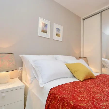 Apartman Spacious Premium Lipotica With Oldtown View - Have A Memorable Zadar
