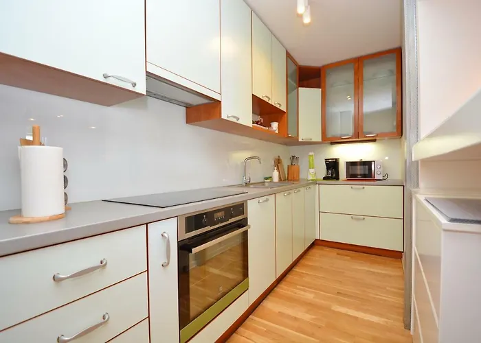 Old Town Sea View Premium Apartment Lipotica Parking Included Appartement *