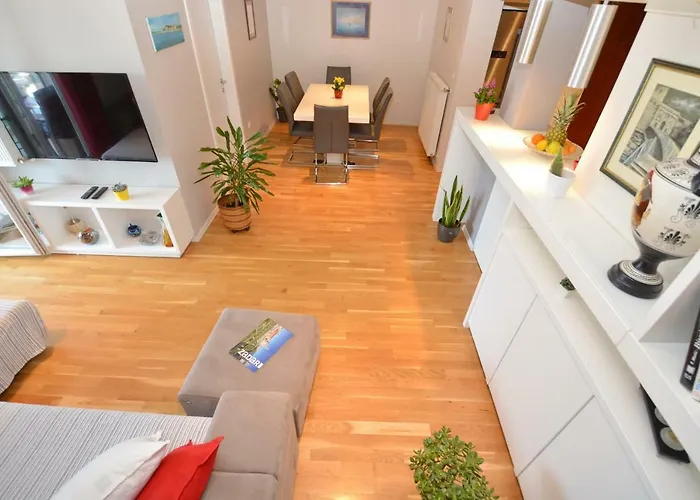 Old Town Sea View Premium Apartment Lipotica Parking Included アパート