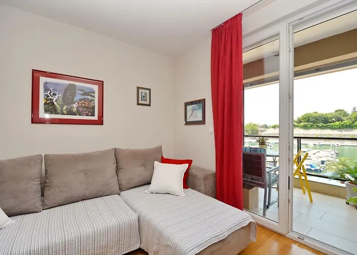 Old Town Sea View Premium Apartment Lipotica Parking Included