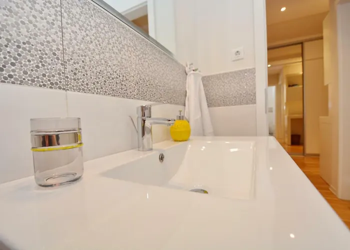 Old Town Sea View Premium Apartment Lipotica Parking Included *